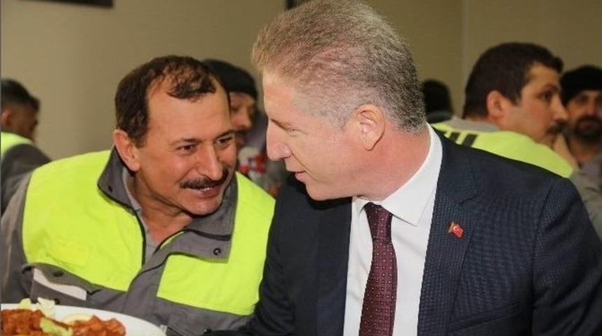 Vali G&uuml;l, &Ccedil;imento Ve Beton Travers Fabrikası&rsquo;nı Gezdi