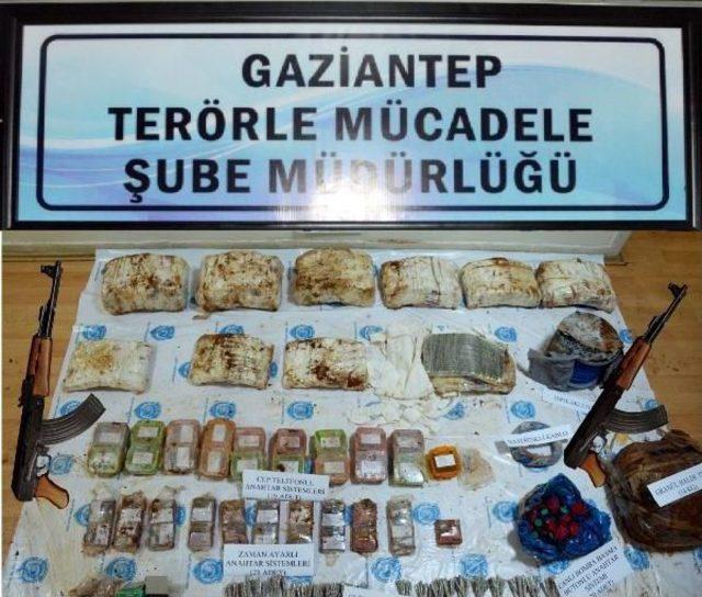 Gaziantep'te Eyleme Hazırlanan 4 Deaş'lı 150 Kilo Patlayıcıyla Yakalandı