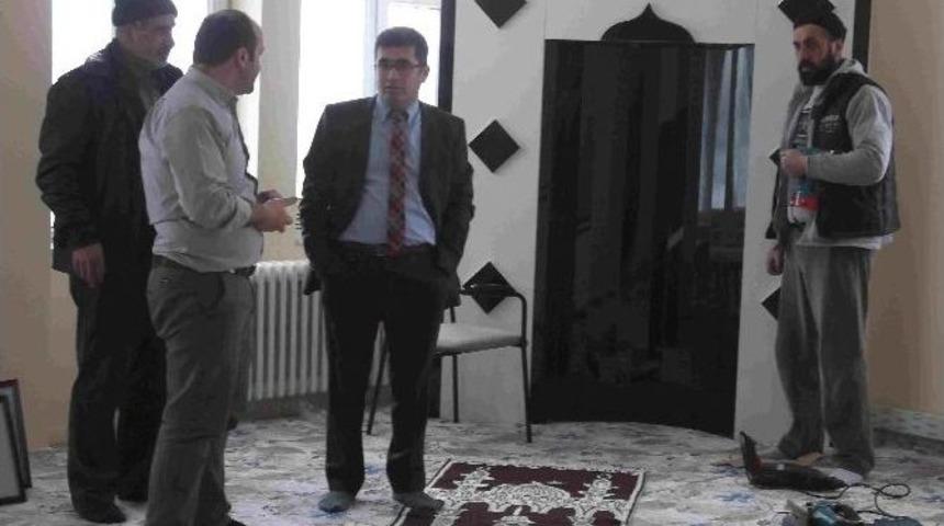 Personel Talep Etti, Kayyum Yerine Getirdi