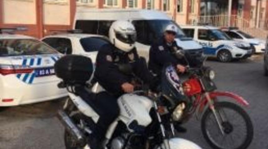 Besni İl&ccedil;esinde Huzur Timleri G&ouml;reve Hazır