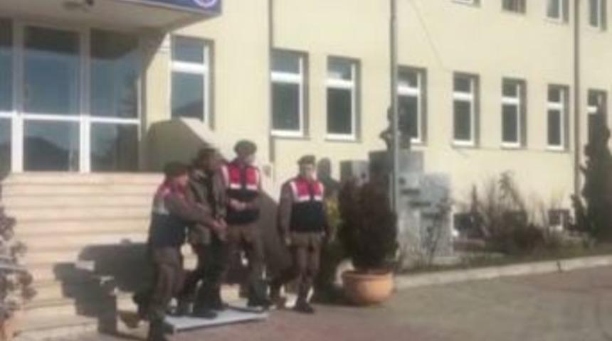 Sosyal Medya Hesabından Ter&ouml;r &Ouml;rg&uuml;t&uuml;n&uuml; &Ouml;ven Havalimanı &Ccedil;alışanı Tutuklandı