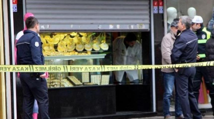 - Zeytinburnu'da Kuyumcu Soygunu