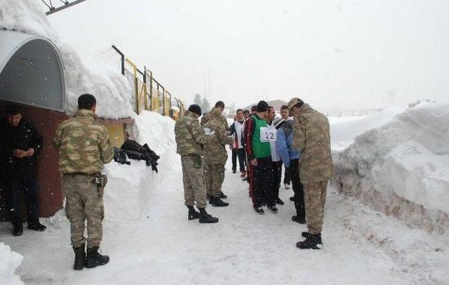 Korucu Adayları Bedensel Yeterlilik Sınavında