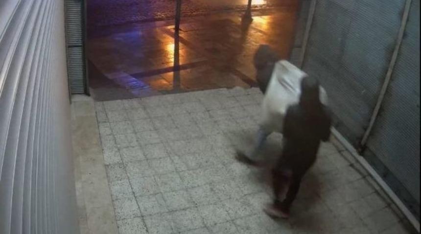 Hırsızların &rsquo;antep Fıstığı&rsquo; Aşkı