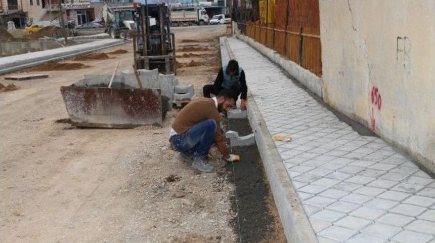 Burhaniye Belediyesine Yol Yapım Seferberliği