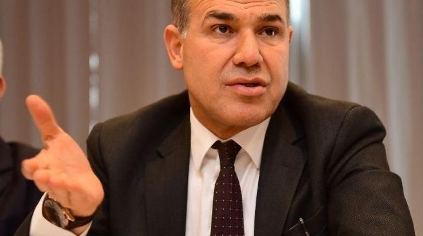 Başkan S&ouml;zl&uuml;: &ldquo;adana İ&ccedil;in Kollektif Ruhla &Ccedil;alışıyoruz&rdquo;