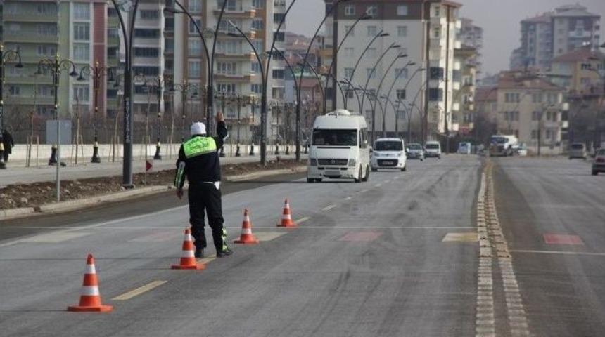 Emniyetten Toplu Taşıma Ara&ccedil;larına &lsquo;sivil Denetim&rsquo;