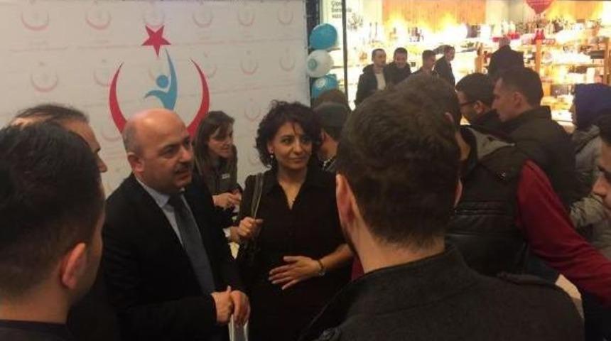 48 Kişi Sigarayı Bırakmaya Ikna Oldu