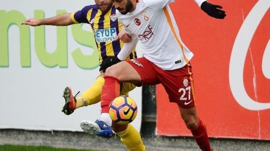 Galatasaray, Hazırlık Ma&ccedil;ında Ey&uuml;pspor&rsquo;u 4-0 Yendi