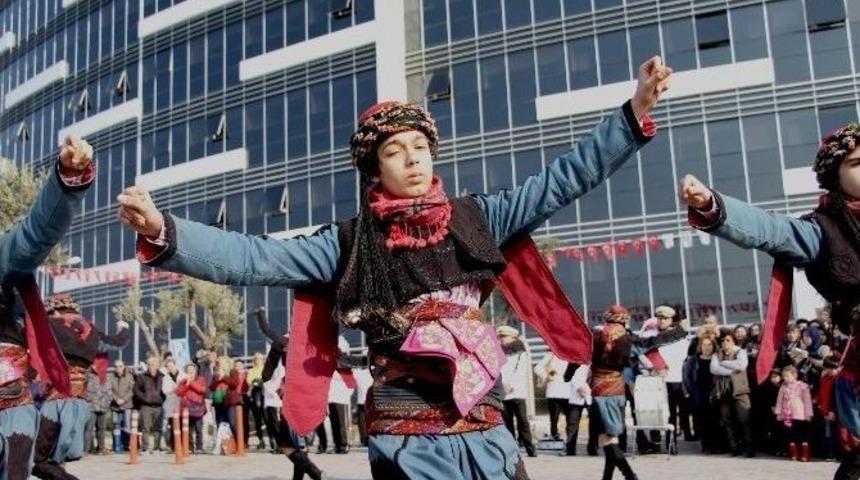 Atatürk’ün Kuşadası’na Gelişinin 93. Yıldönümü Kutlandı