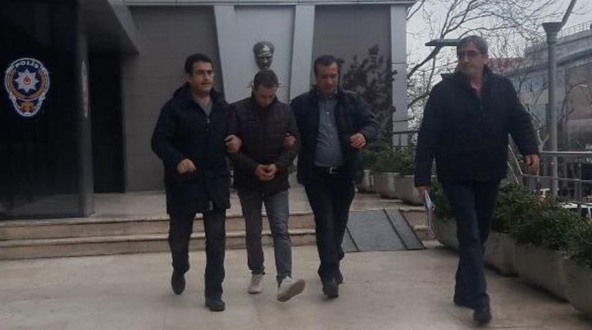 &Ccedil;alıştığı Işyerinin Kasasını, Bir G&uuml;n Sonra Istifa Etti