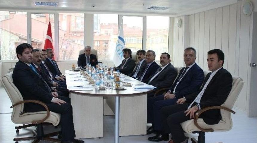 Müsteşar Yardımcısı Kürşat Arat’dan Sgk’ya Ziyaret