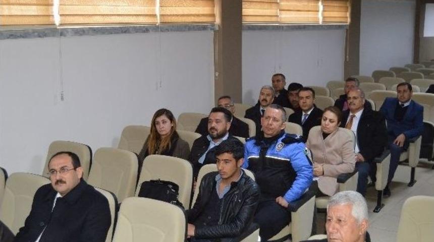 Besni&rsquo;de Hayat Boyu &Ouml;ğrenme Toplantısı Yapıldı