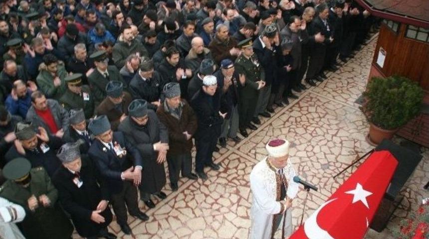 Kore Gazisi Son Yolculuğuna Dualarla Uğurlandı