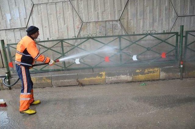 Bozüyük’te Alt Geçitlerde Kapsamlı Temizlik