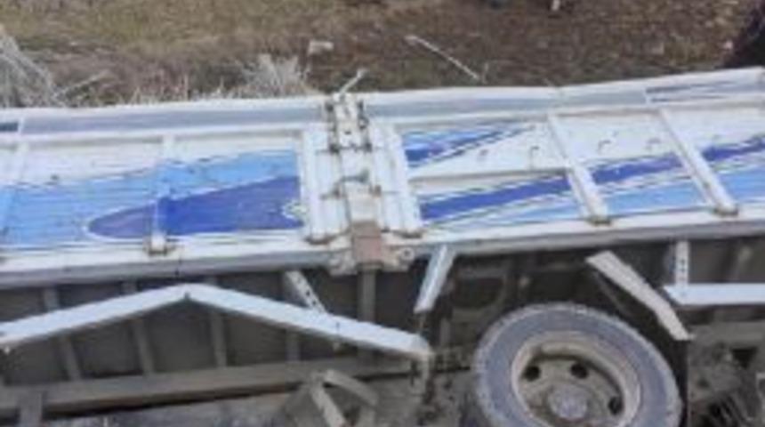 Yusufeli&rsquo;Nde Kaza: 1 &Ouml;l&uuml;, 5 Yaralı