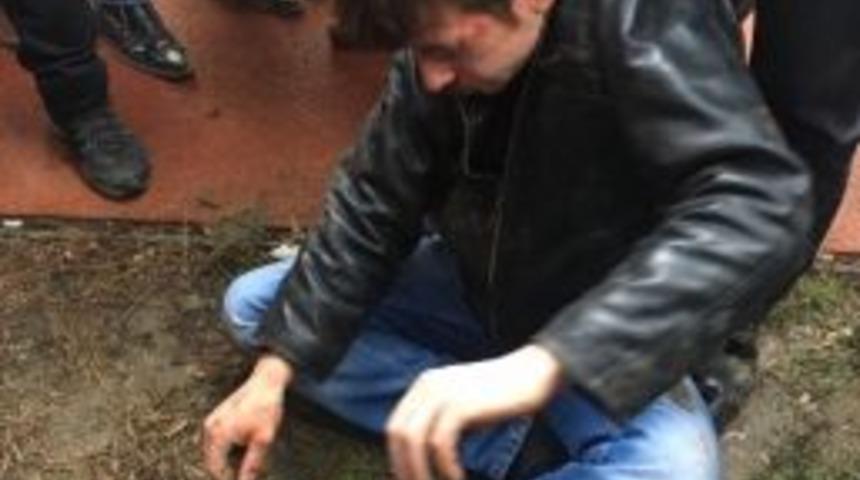 13 Yaşındaki Kızı Facebook&rsquo;tan Taciz Eden Şahsı Vatandaşlar Darp Etti