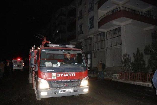 Siverek'te Evde Çangında Öğretmen Hastanelik Oldu