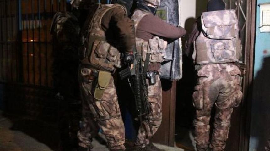 İstanbul'da Helikopter Destekli Uyuşturucu Operasyonu