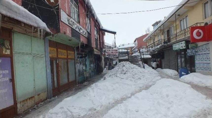 Eski Kasaplar &Ccedil;arşısı Hırsızların Mekanı Oldu