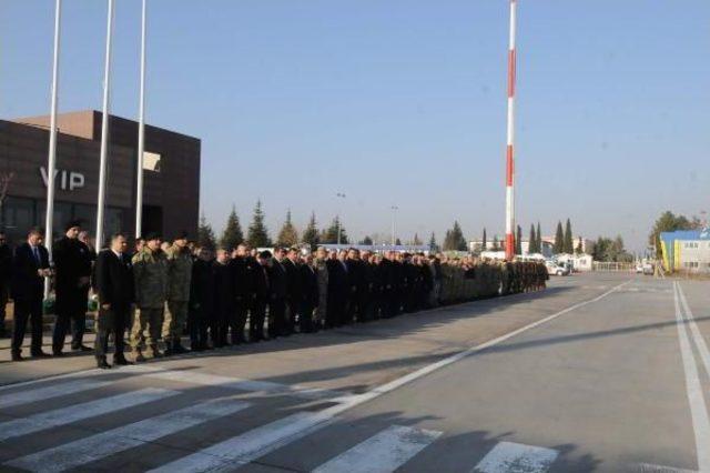 Rus Jetinin Bombaladığı Binada Şehit Olan Uzman Çavuş Şahin'e Uğurlama Töreni