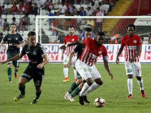 Konyaspor İle Antalyaspor Ligde 12. Randevuda