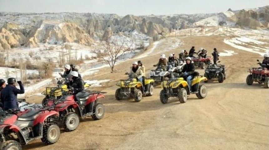 &Uuml;niversite &Ouml;ğrencileri Ara Tatili Fırsata &Ccedil;evirdi