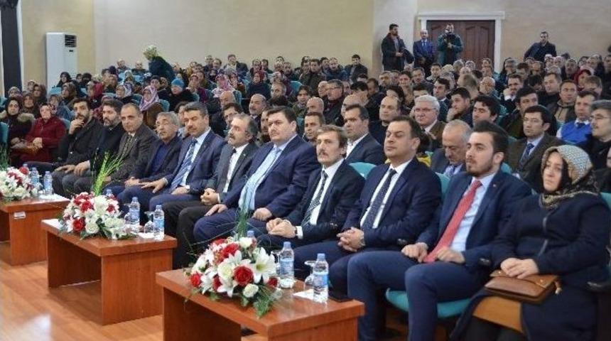 Maliye Bakan Yardımcısı Yavilioğlu&rsquo;ndan Cumhurbaşkanlığı Sistemi Konferansı