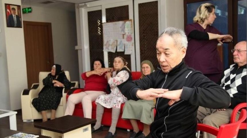 Alzheimer-demans Hastalarının Buluşma Noktası &lsquo;mavi Ev&rsquo; Oldu