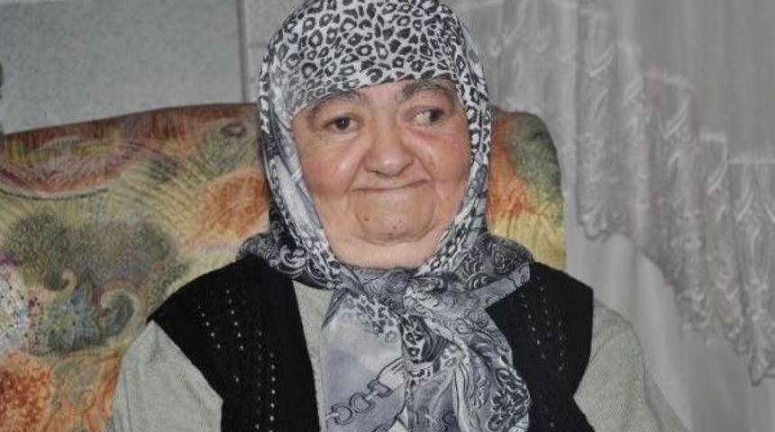 5 Yaşında K&ouml;r Olan G&ouml;z&uuml; 65 Yıl Sonra G&ouml;rmeye Başladı