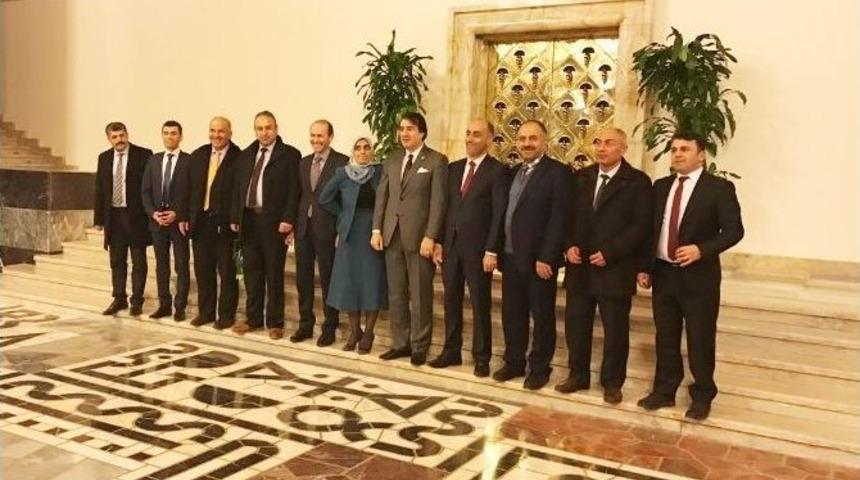 Aydemir, Ankara&rsquo;ya &Ccedil;ıkarma Yapan Başkanlarla İl&ccedil;eleri Değerlendirdi