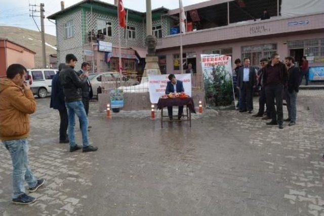 Bir Elmadan 5 Metre Uzunluğunda Tek Parça Kabuk Soydu