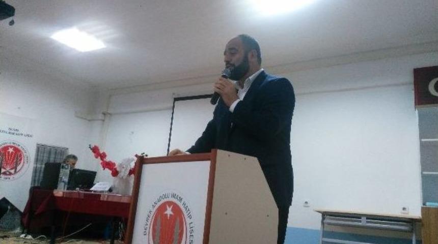 &Ouml;ğrencilere "namaz İle Diriliş&rdquo; Konferansı