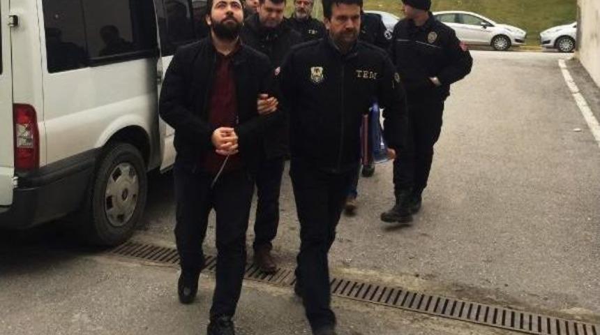 Bylock Kullandığı Iddia Edilen 2 Asker Ile 1 Polis Adliyeye Sevk Edildi