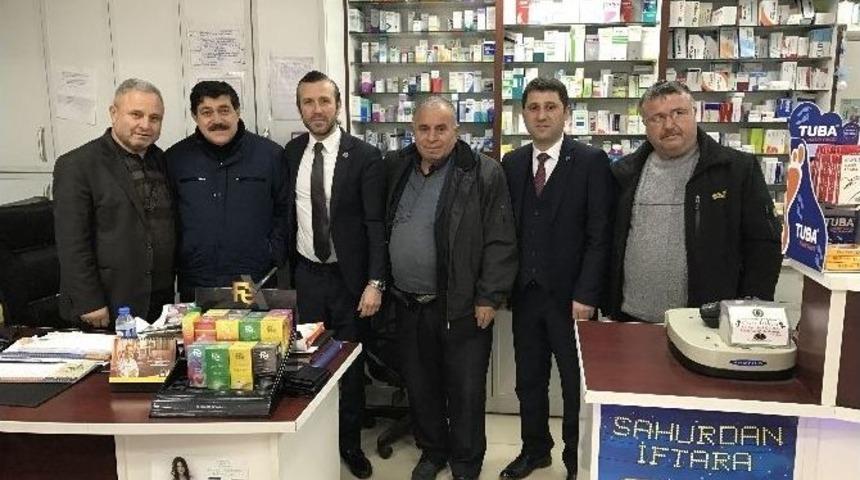 Dr. &Ouml;zen, "evet" İ&ccedil;in Alaplı&rsquo;da Temaslarda Bulundu