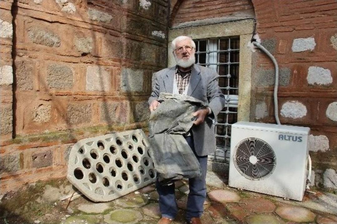 (&ouml;zel Haber) Cemaat Camiye Girmeye Korkuyor