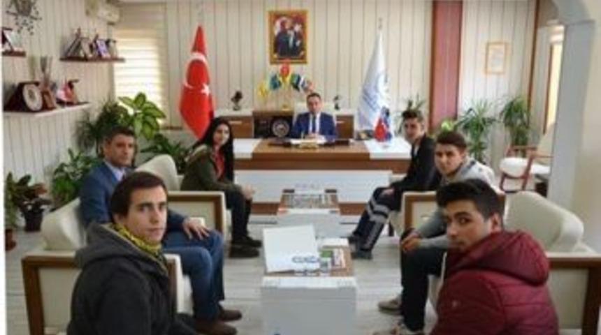 Gen&ccedil;lerin Sorunları Masaya Yatırıldı