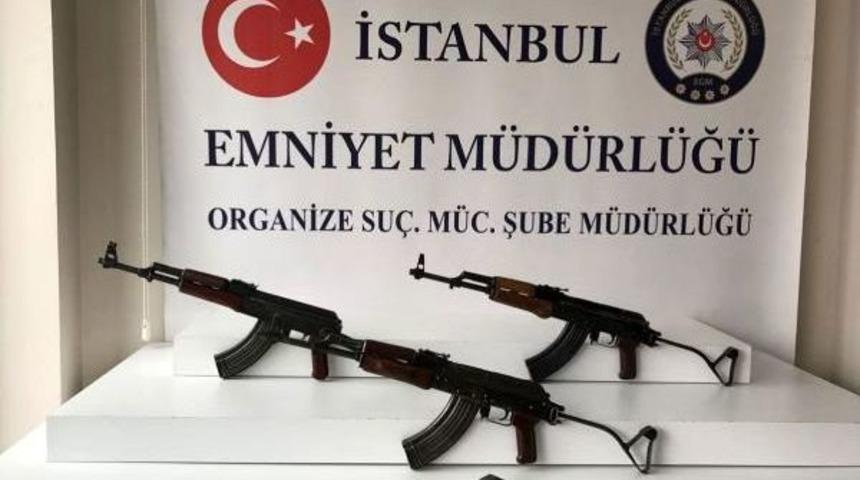 Şanlıurfa'dan G&ouml;nderilen Kargodan Kalaşnikof Silahlar &Ccedil;ıktı