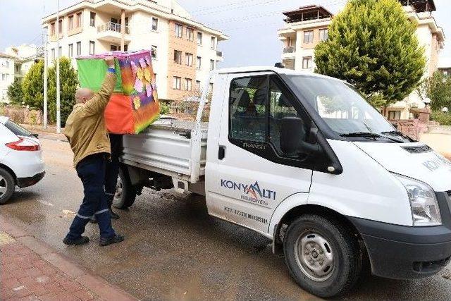 Konyaaltı Belediyesi Kreşi’nden Eşya Yardımı