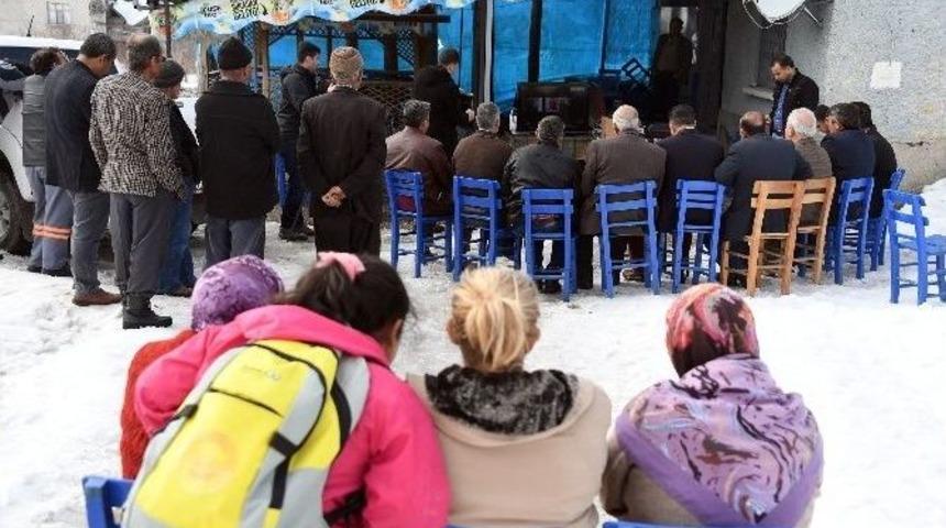 Başkan Kocamaz Mutlu Muhtarların Sorunlarını Dinledi