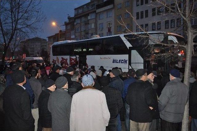 Umre Yolcuları Kutsal Topraklara Uğurlandı