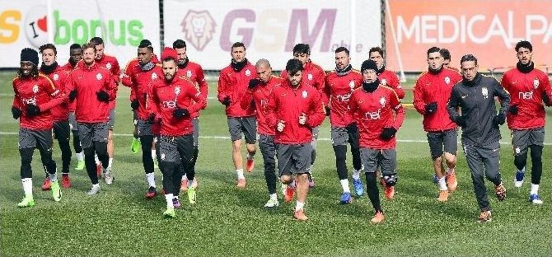 Galatasaray, Kayserispor Ma&ccedil;ı Hazırlıklarını S&uuml;rd&uuml;r&uuml;yor