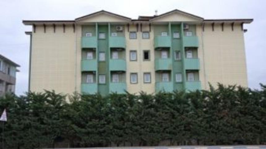 Otelde Kahvaltı Masasında Kalp Krizi Ge&ccedil;iren Adam &Ouml;ld&uuml;