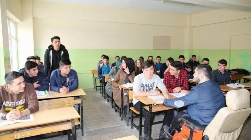 Sivas Belediyesi&rsquo;nden Engellilere &Uuml;cretsiz Servis Aracı