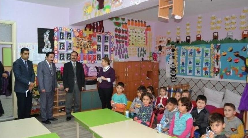 Bozyazı&rsquo;da &Ouml;ğrencilere S&uuml;t Dağıtıldı