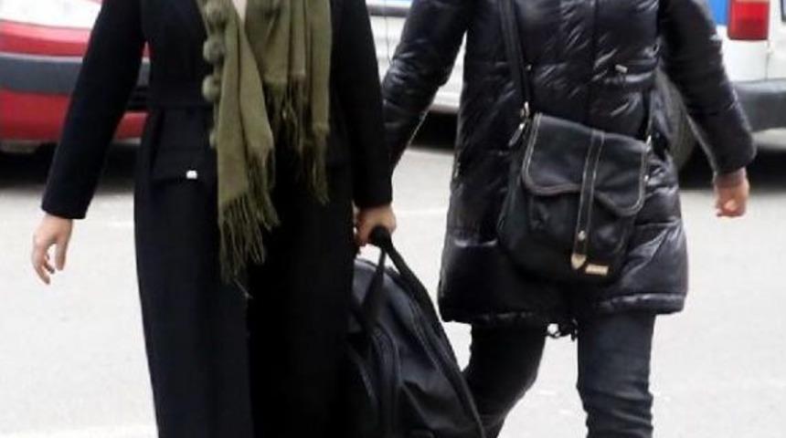 Bylock Kullandıkları &Ouml;ne S&uuml;r&uuml;len 12 &Ouml;ğretmen G&ouml;zaltına Alındı