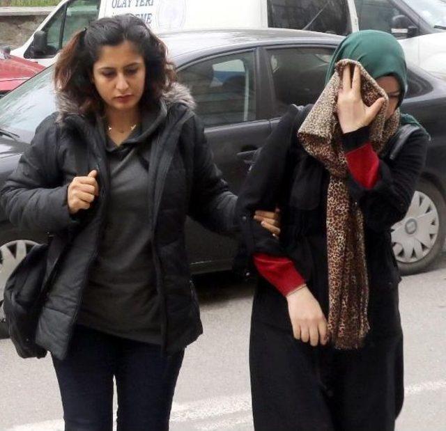 Bylock Kullandıkları &Ouml;ne S&uuml;r&uuml;len 12 &Ouml;ğretmen G&ouml;zaltına Alındı 2