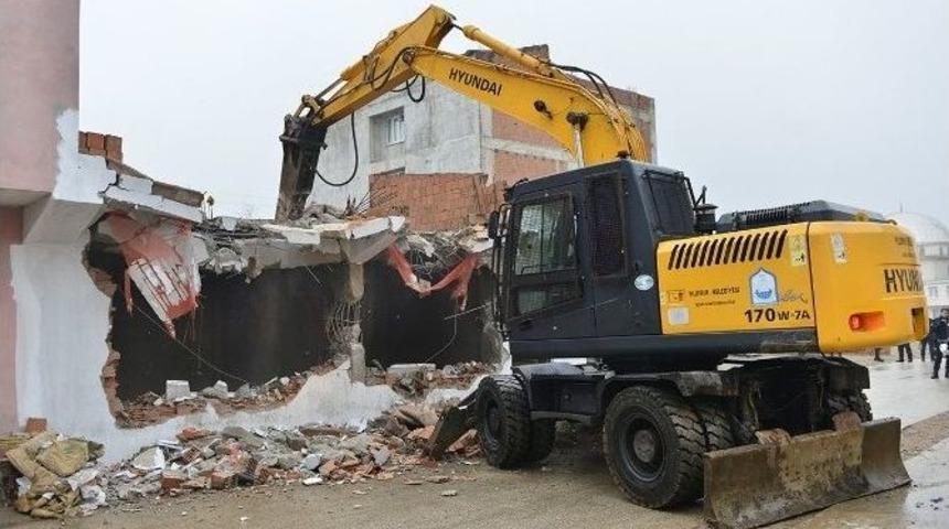 Yıldırım&rsquo;da Ka&ccedil;ak Yapılara G&ouml;z A&ccedil;tırılmıyor