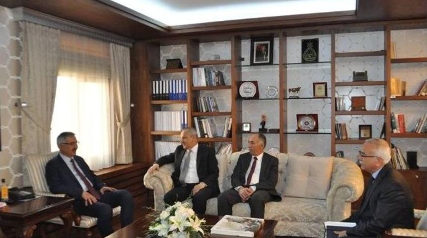 &Ccedil;alışma Ve Sosyal G&uuml;venlik Bakanlığı M&uuml;steşarı Erdem: "her Bir Puan Kayıt Dışılık Ekonomiye 1.9 Milyar Dolar Zarar Veriyor"