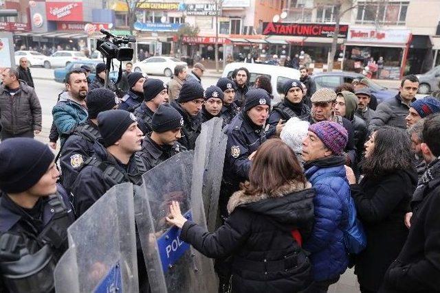 Cebeci Kampüsü’nde Khk Protestosuna Polis Müdahale Etti